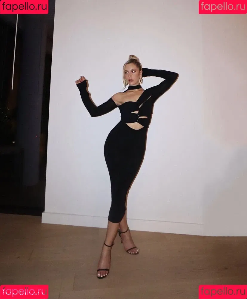 Natasha Bure Onlyfans Photo Gallery 