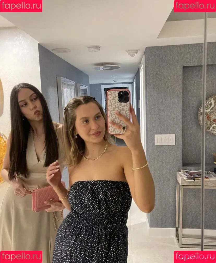 Natasha Bure Onlyfans Photo Gallery 