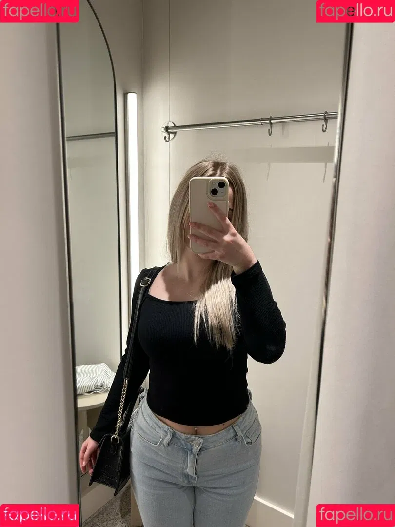 Tinypeachpuff Onlyfans Photo Gallery 