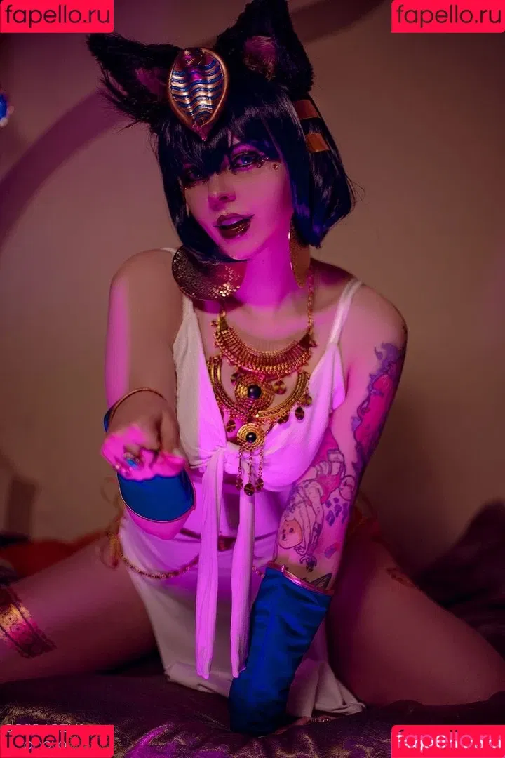 Bizarre Deer Onlyfans Photo Gallery 