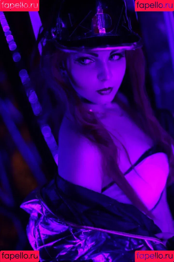 Bizarre Deer Onlyfans Photo Gallery 