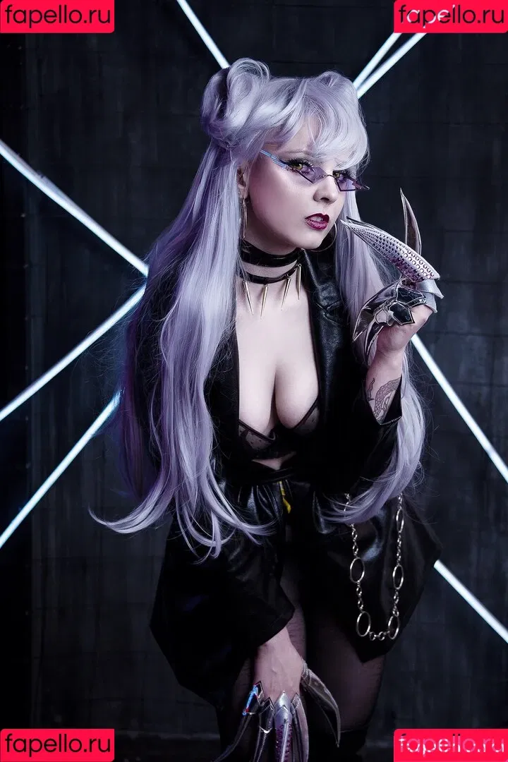 Bizarre Deer Onlyfans Photo Gallery 