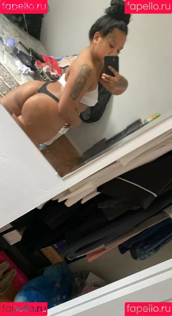iwantfeli Onlyfans Photo Gallery 
