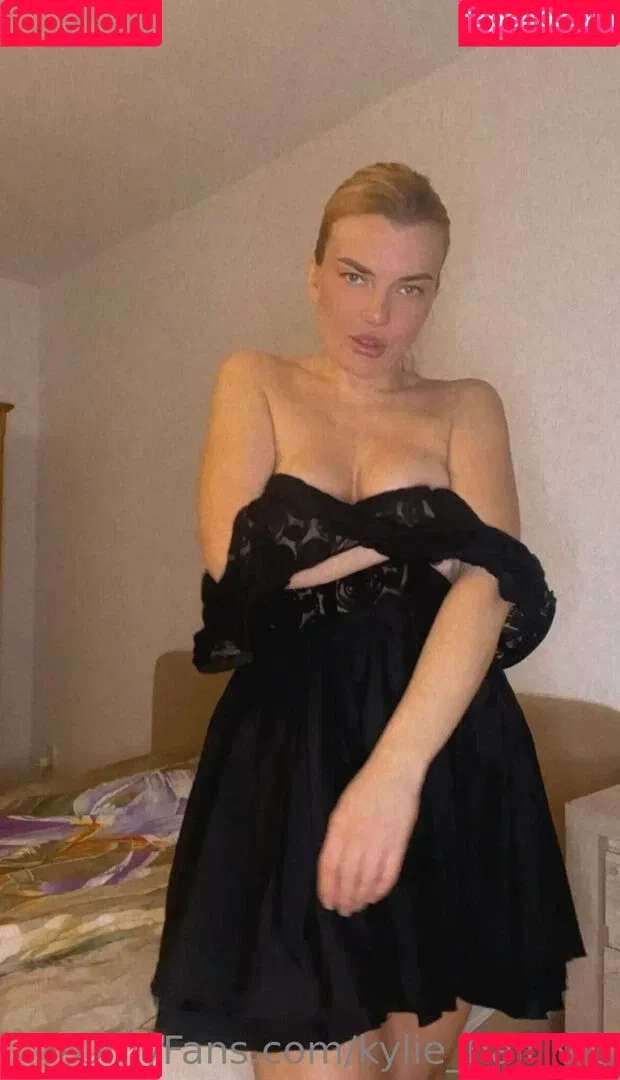 thehottestmom Onlyfans Photo Gallery 