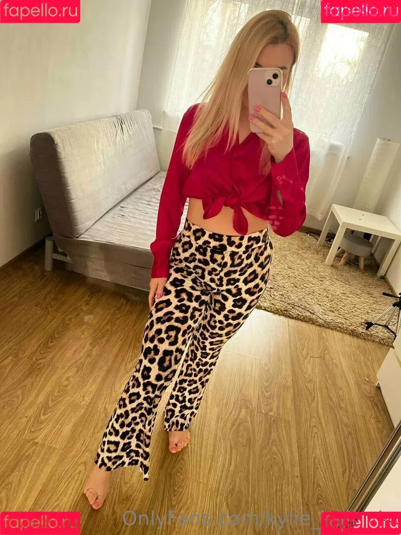 thehottestmom Onlyfans Photo Gallery 