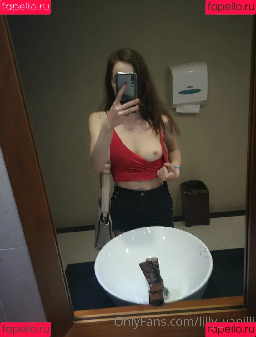 Lilly Vanilli Onlyfans Photo Gallery 