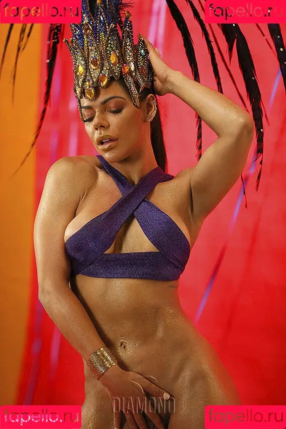 Suzy Cortez Onlyfans Photo Gallery 