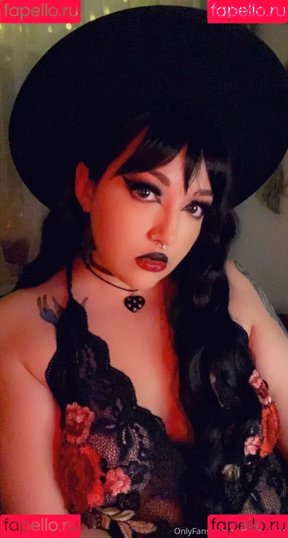 vivelavivienne Onlyfans Photo Gallery 