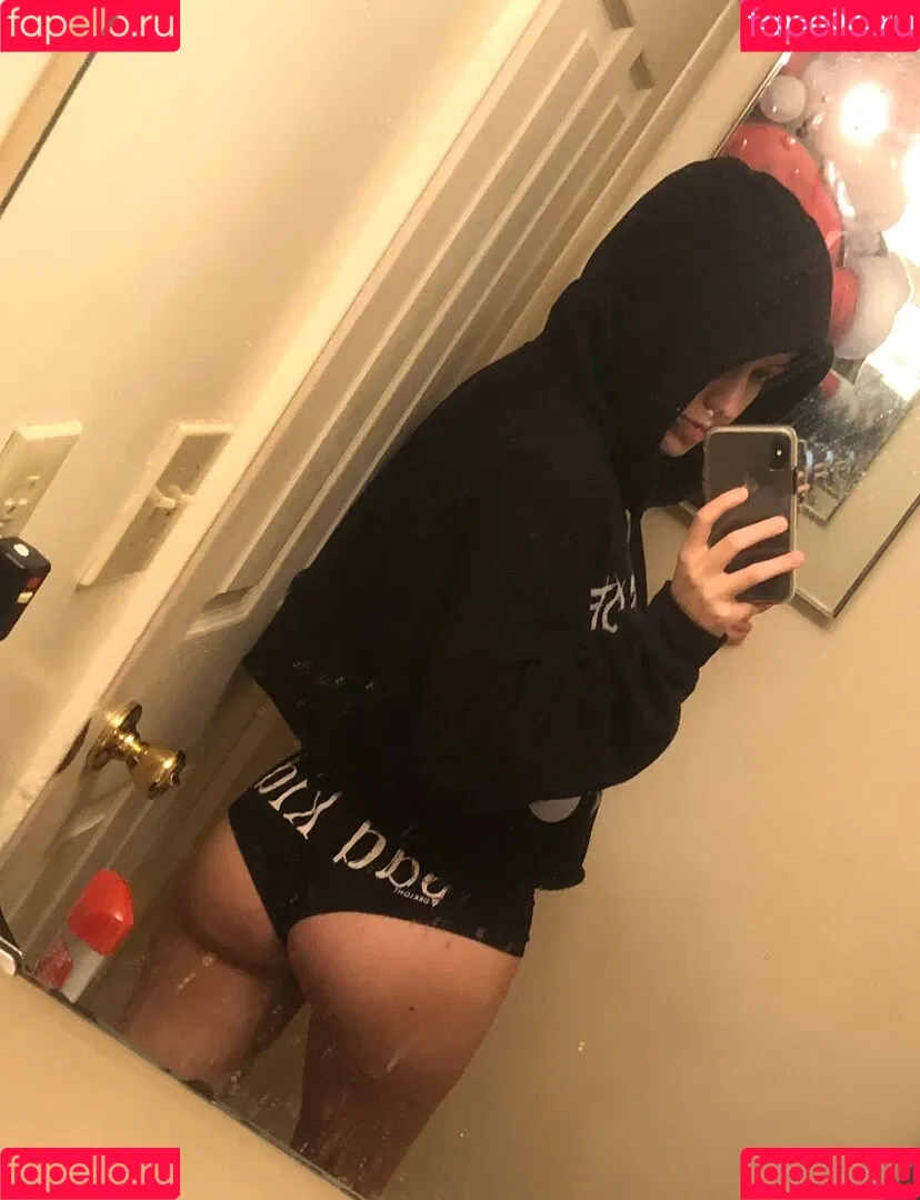 Hawlee Cromwell Onlyfans Photo Gallery 