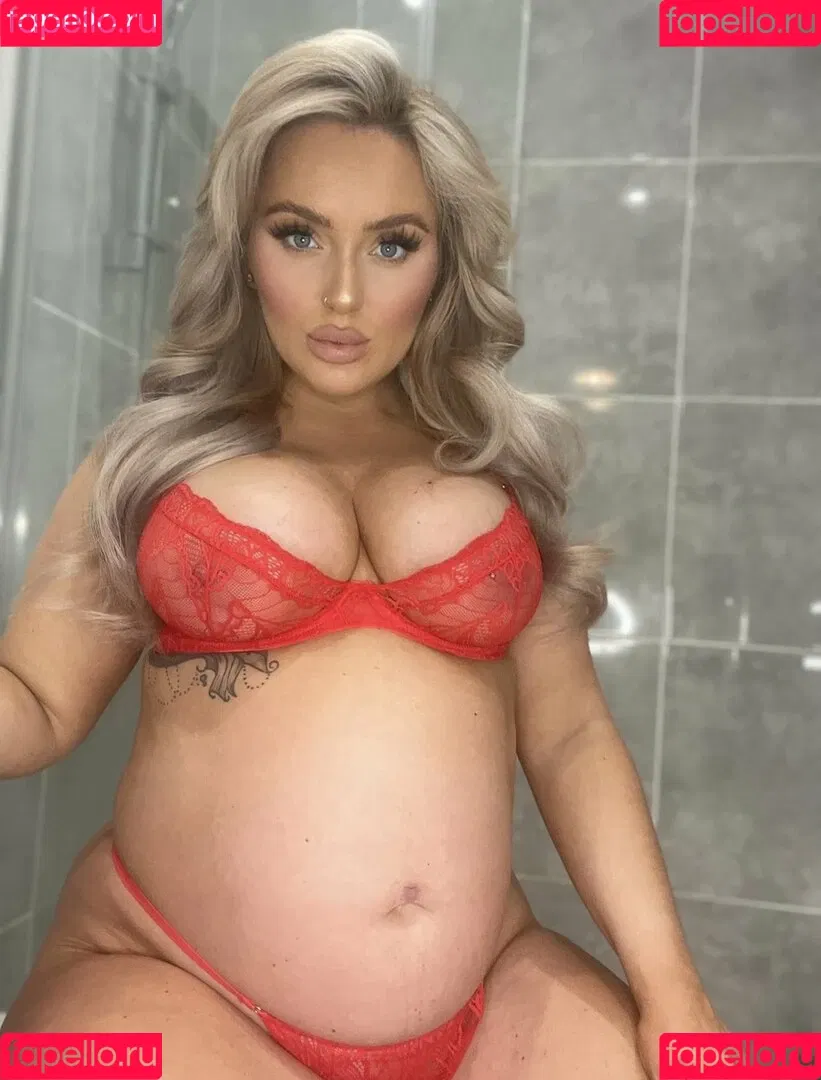 Caitlin Appleyard Onlyfans Photo Gallery 