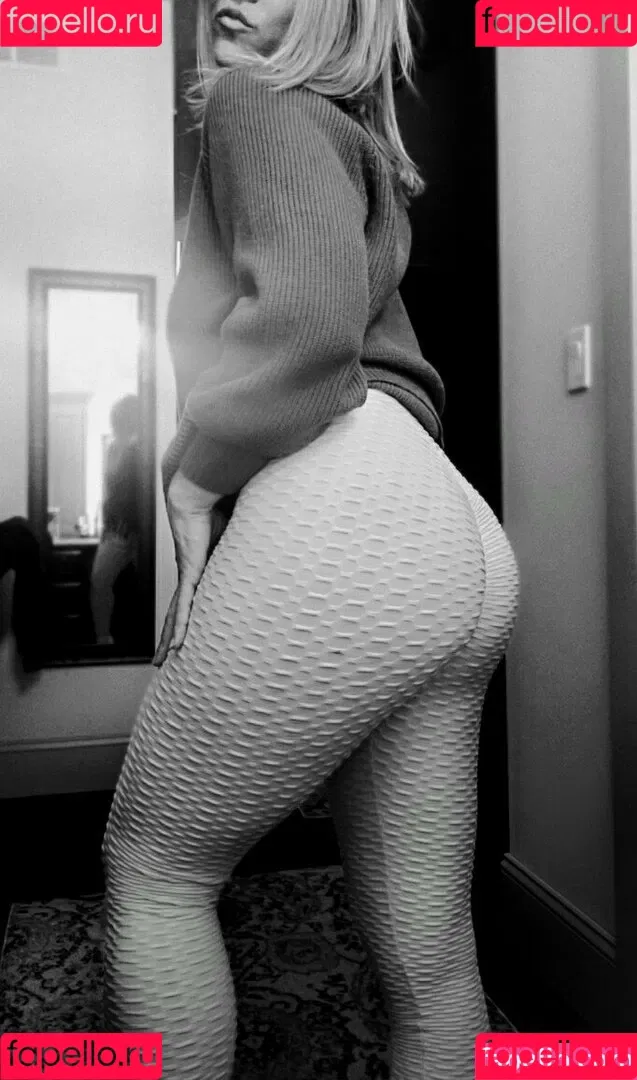 BethAdore Onlyfans Photo Gallery 