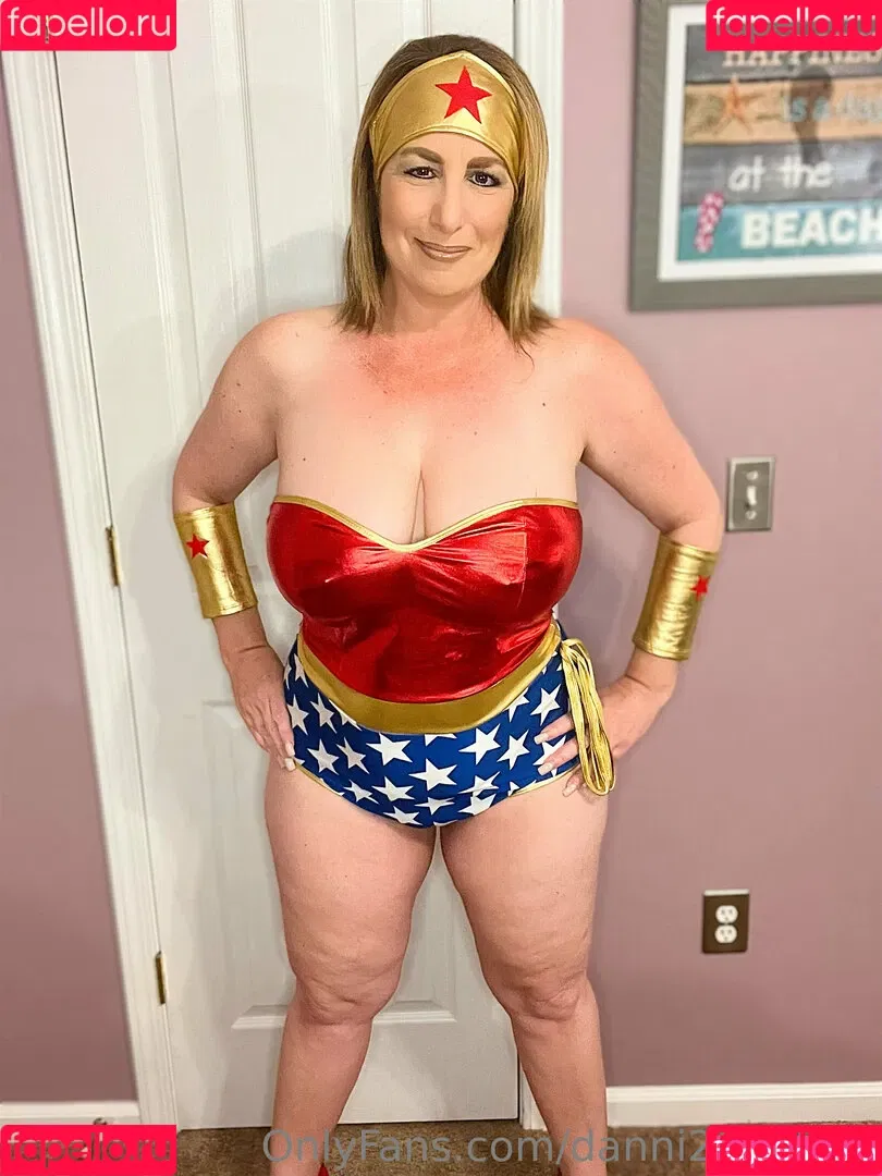 danni2427free Onlyfans Photo Gallery 