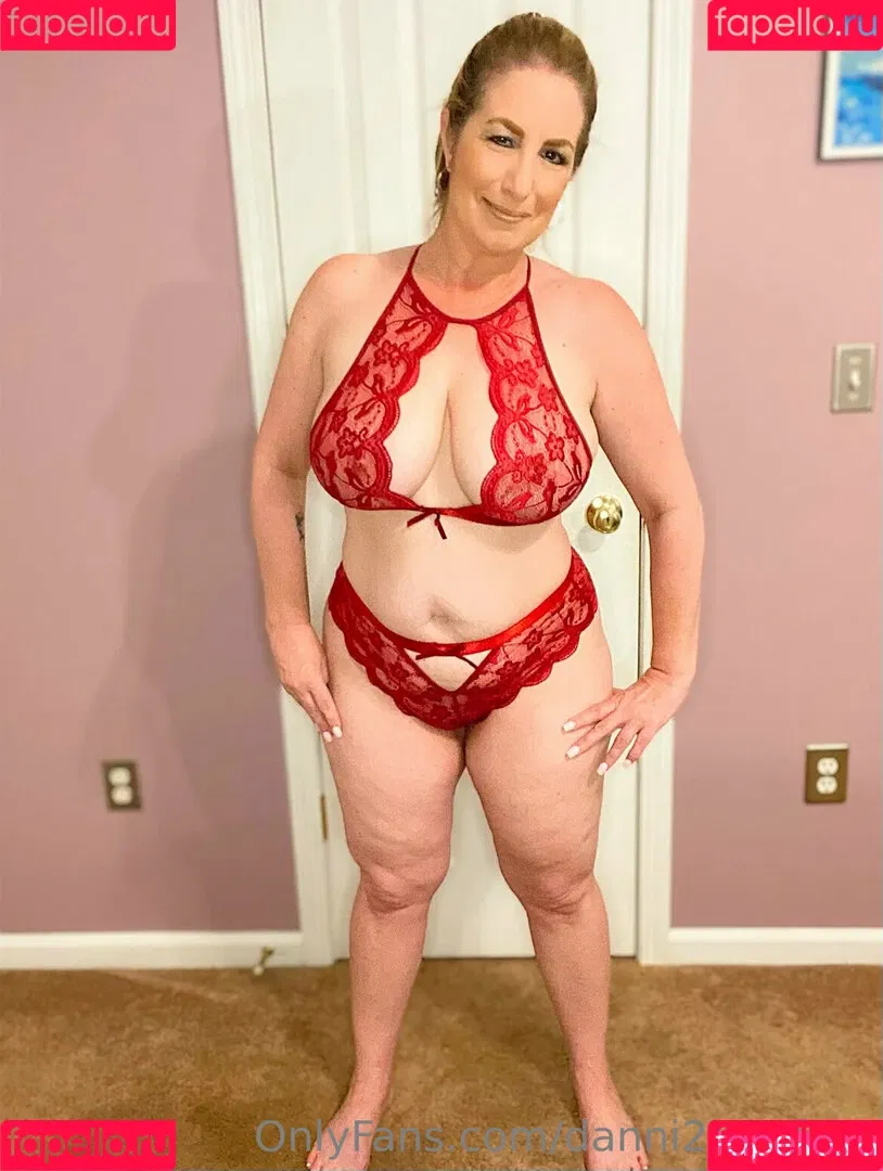 danni2427free Onlyfans Photo Gallery 