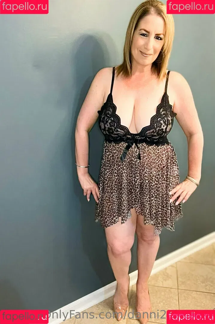 danni2427free Onlyfans Photo Gallery 