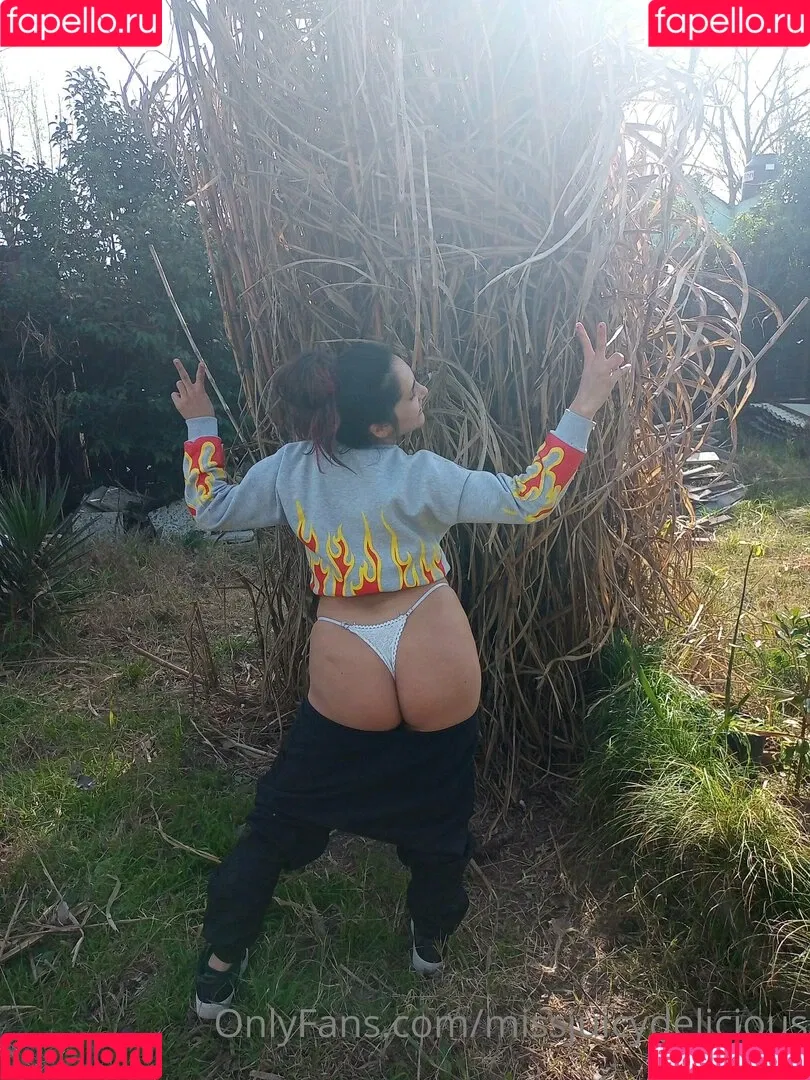ladyjuicybrunette Onlyfans Photo Gallery 