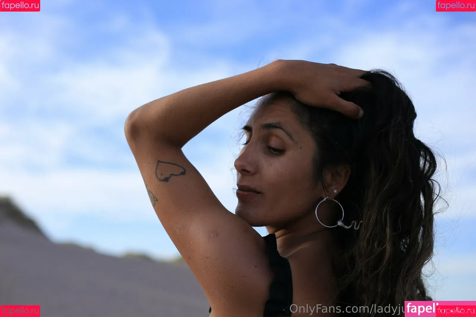 ladyjuicybrunette Onlyfans Photo Gallery 