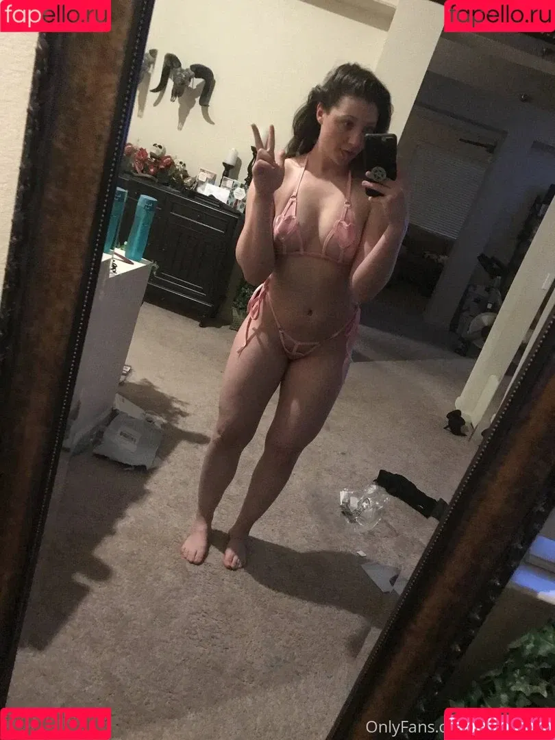 Feisty Vee Onlyfans Photo Gallery 