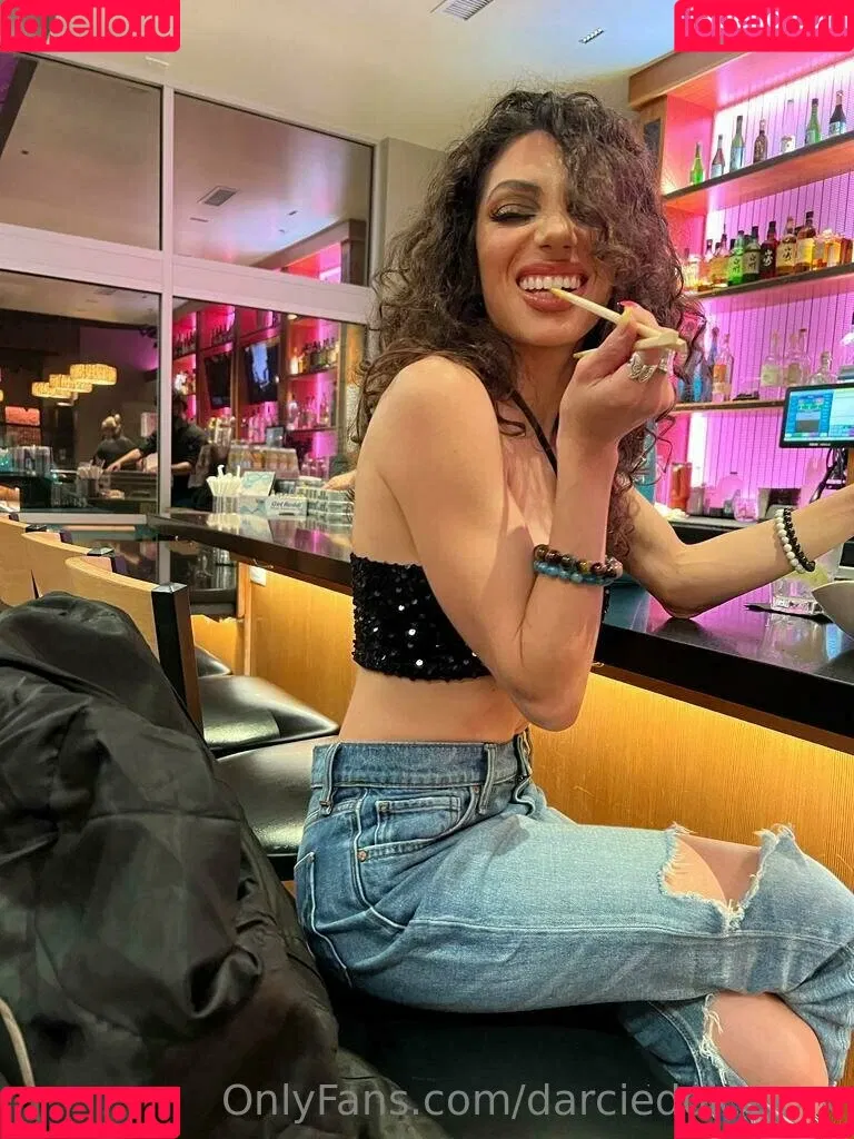 darciedolcexxx Onlyfans Photo Gallery 