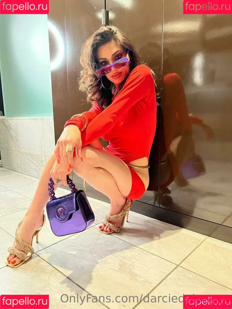 darciedolcexxx Onlyfans Photo Gallery 