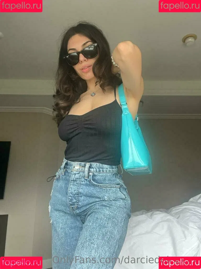 darciedolcexxx Onlyfans Photo Gallery 