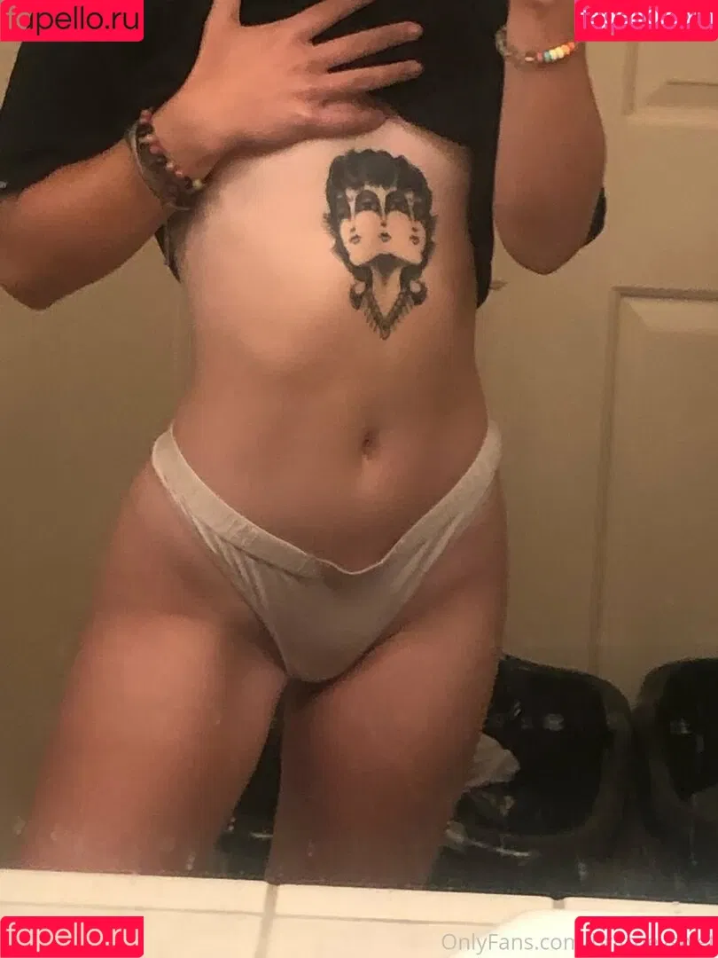 naughtybodybritt Onlyfans Photo Gallery 