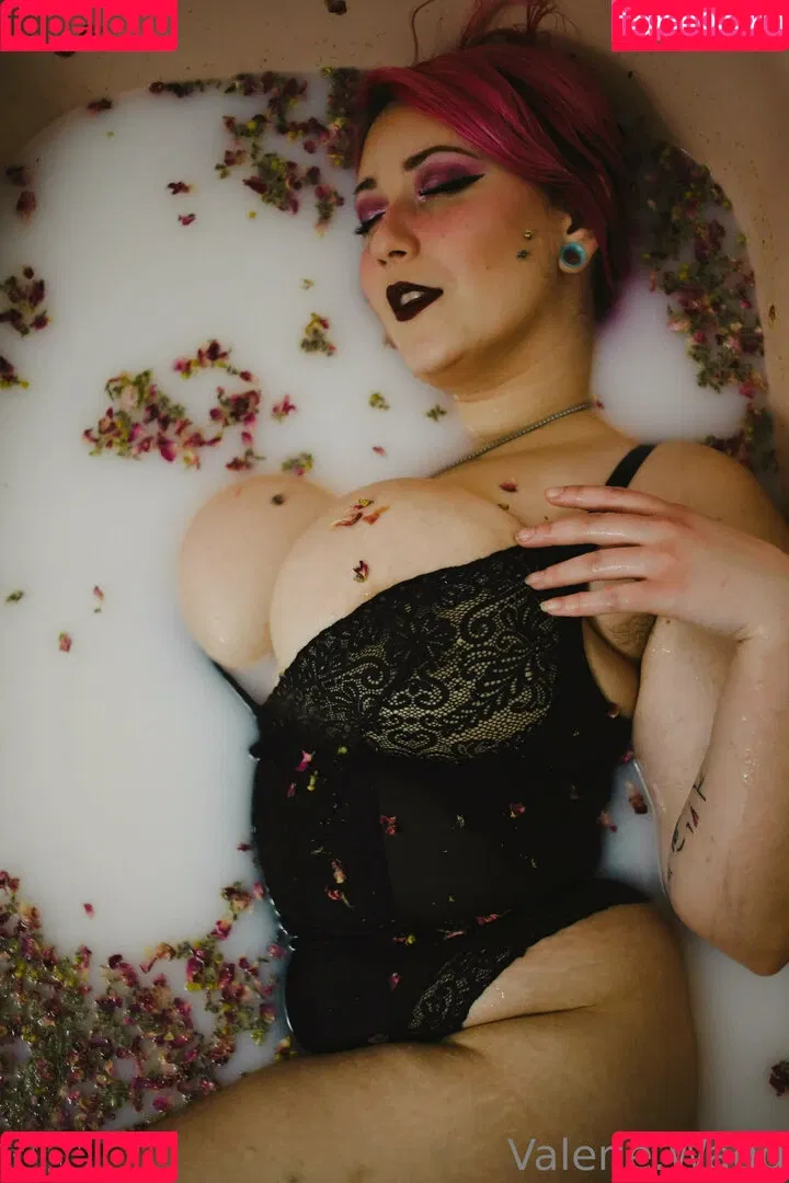 Valerie.wagg Onlyfans Photo Gallery 