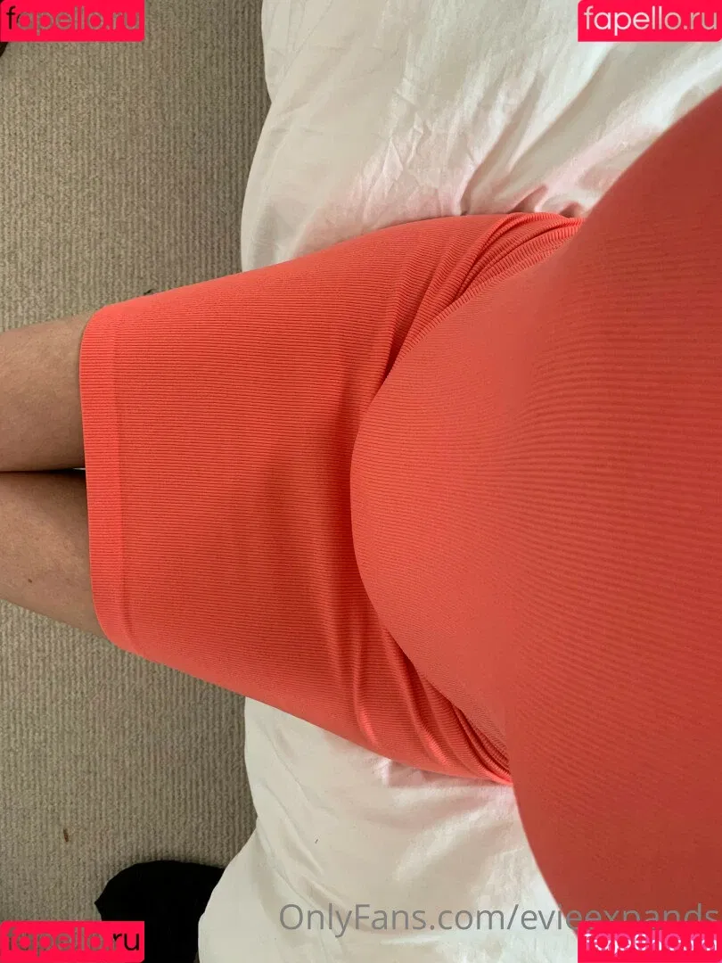 evieexpands Onlyfans Photo Gallery 