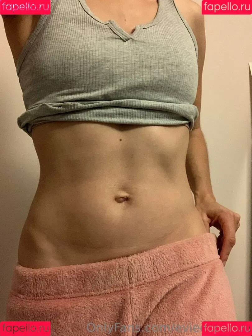 evieexpands Onlyfans Photo Gallery 