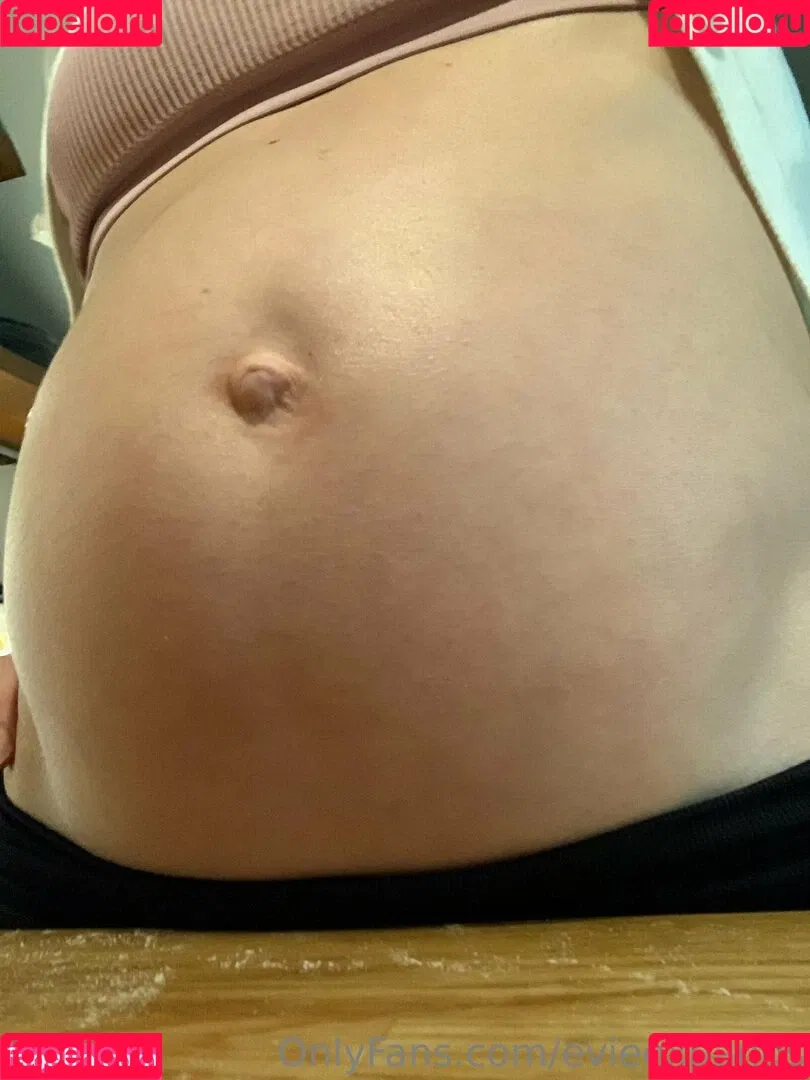 evieexpands Onlyfans Photo Gallery 