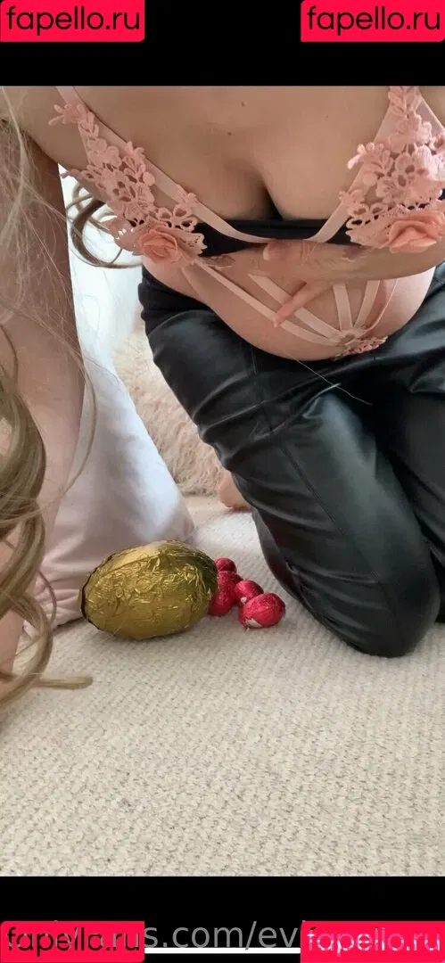 evieexpands Onlyfans Photo Gallery 
