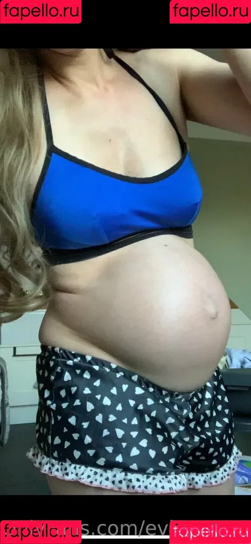 evieexpands Onlyfans Photo Gallery 
