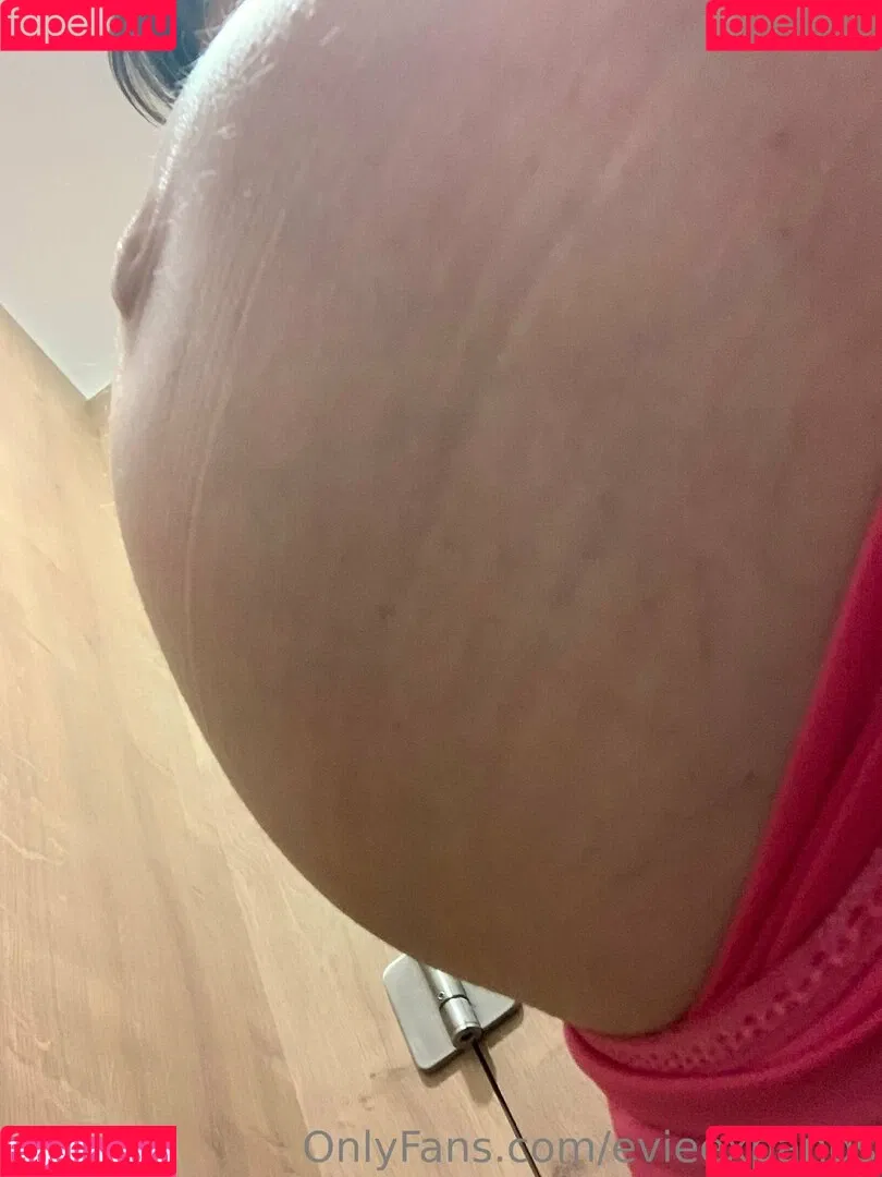 evieexpands Onlyfans Photo Gallery 