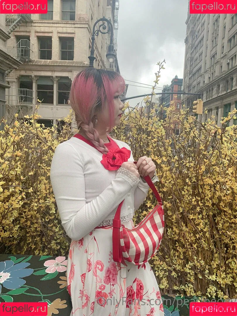 pearlpeony Onlyfans Photo Gallery 