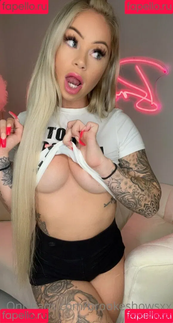 brookeshowsxx Onlyfans Photo Gallery 
