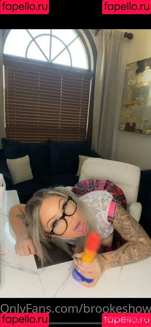 brookeshowsxx Onlyfans Photo Gallery 