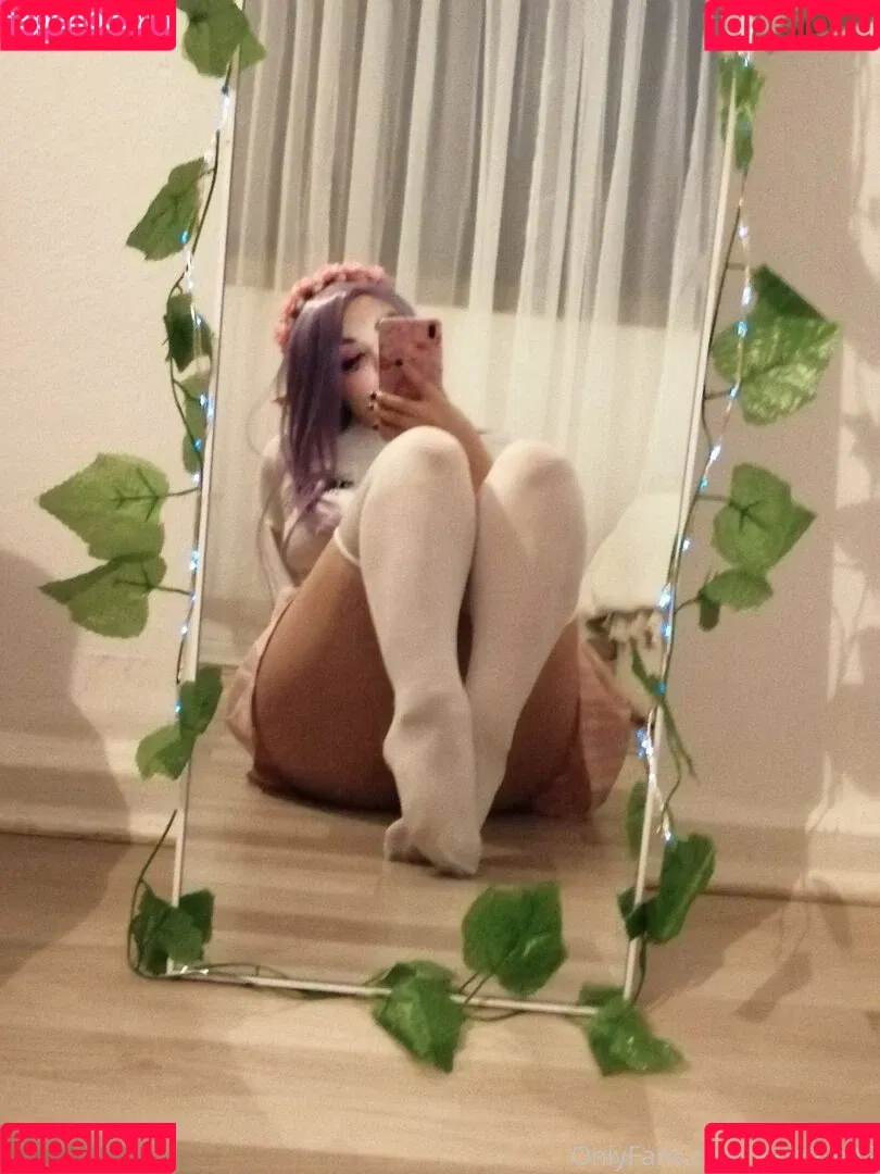 allein.grrrl Onlyfans Photo Gallery 