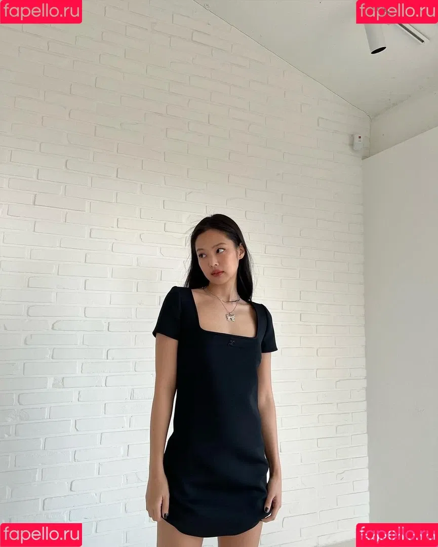 Jennie | BLΛƆKPIИK Onlyfans Photo Gallery 