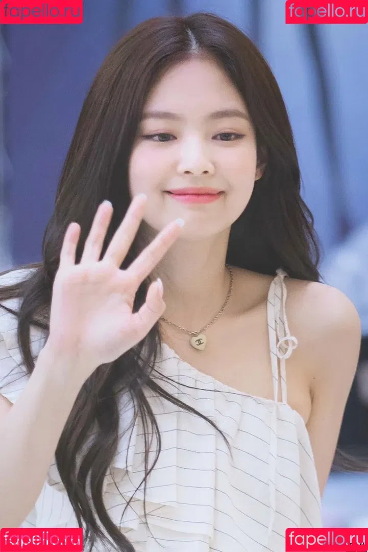 Jennie | BLΛƆKPIИK Onlyfans Photo Gallery 