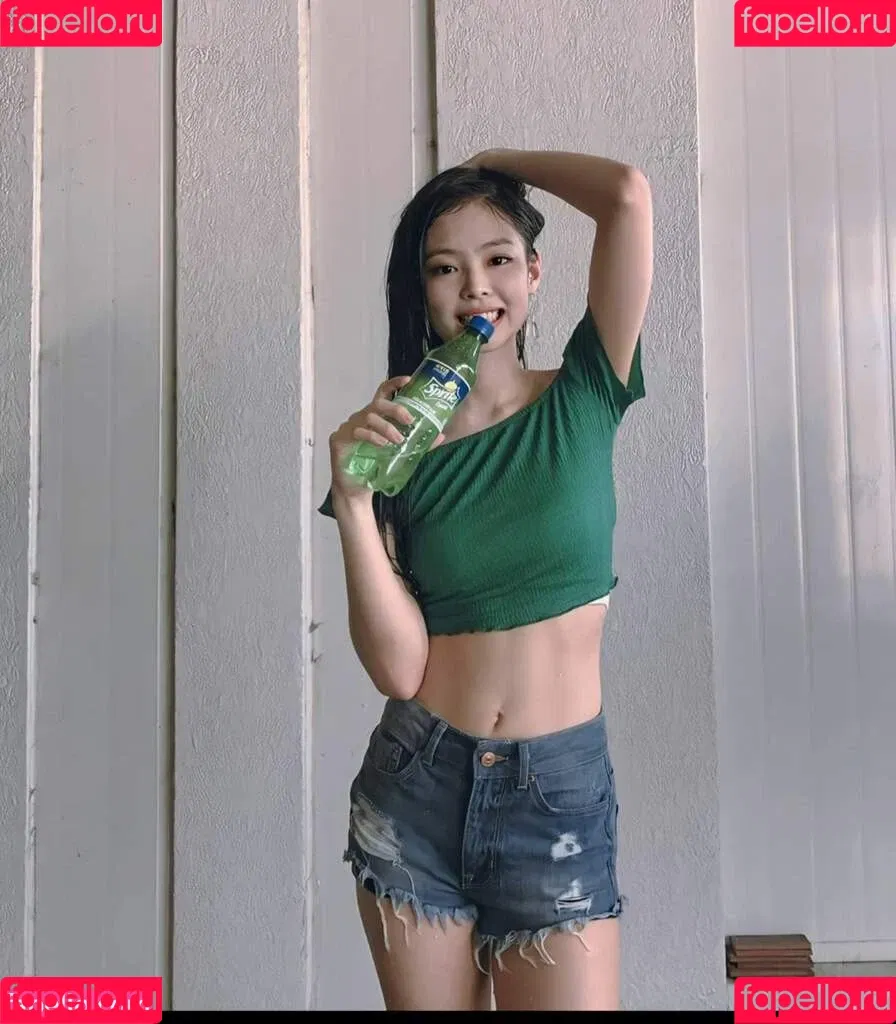 Jennie | BLΛƆKPIИK Onlyfans Photo Gallery 