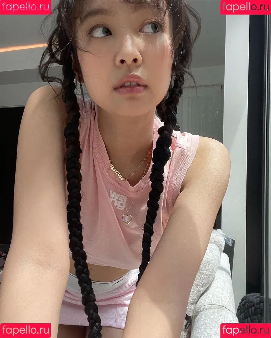 Jennie | BLΛƆKPIИK Onlyfans Photo Gallery 