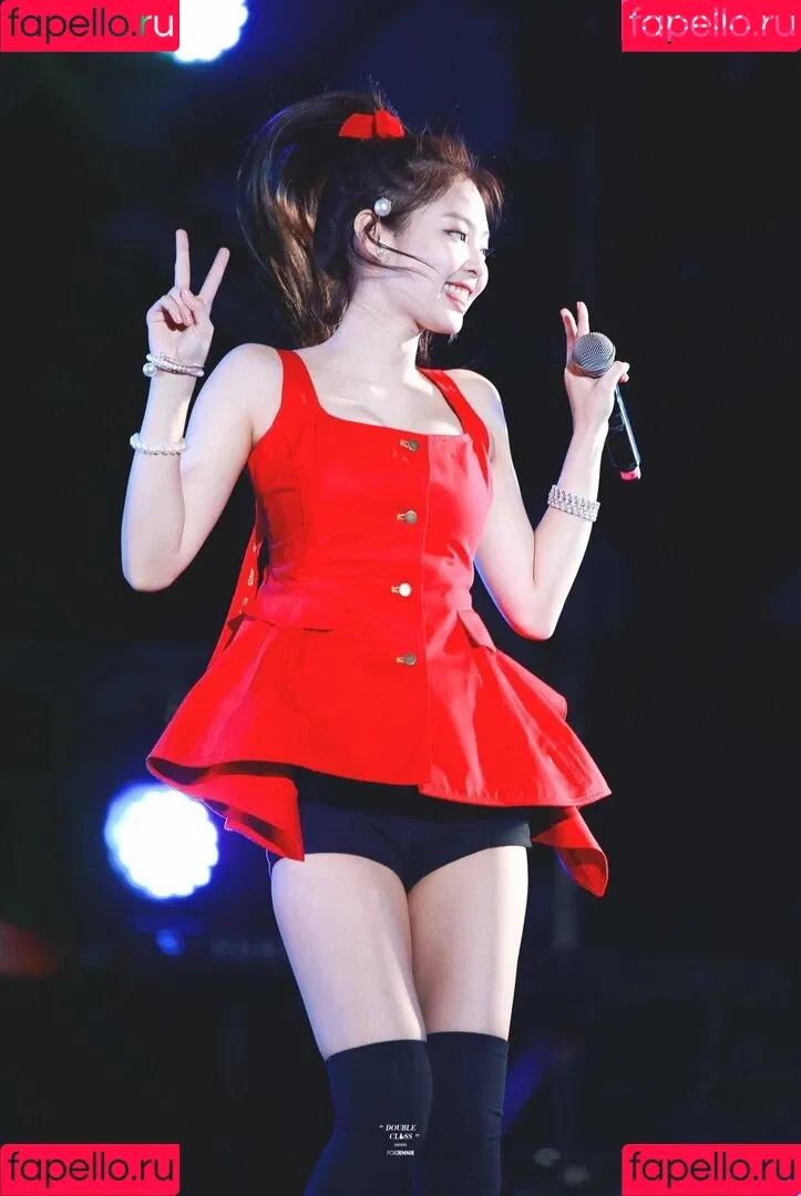 Jennie | BLΛƆKPIИK Onlyfans Photo Gallery 