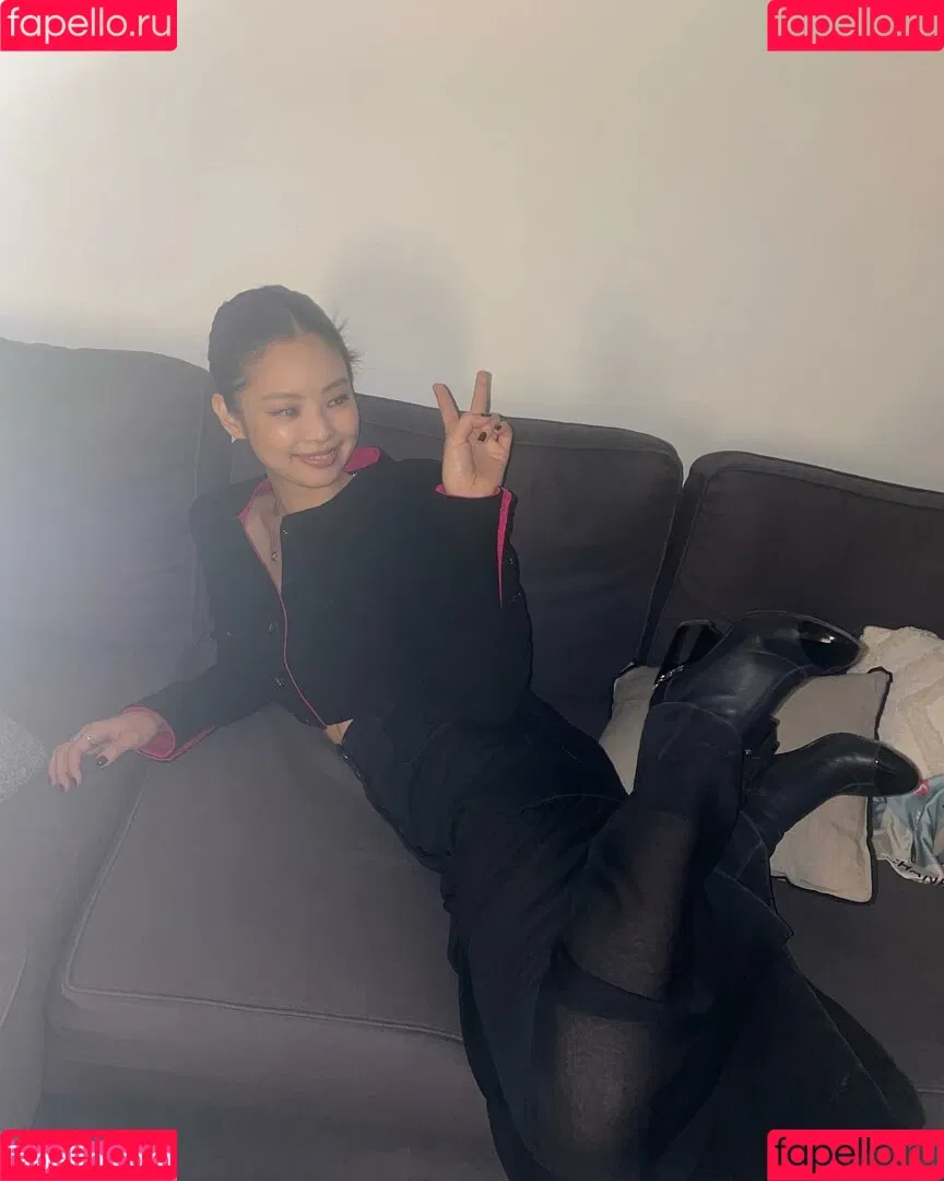 Jennie | BLΛƆKPIИK Onlyfans Photo Gallery 