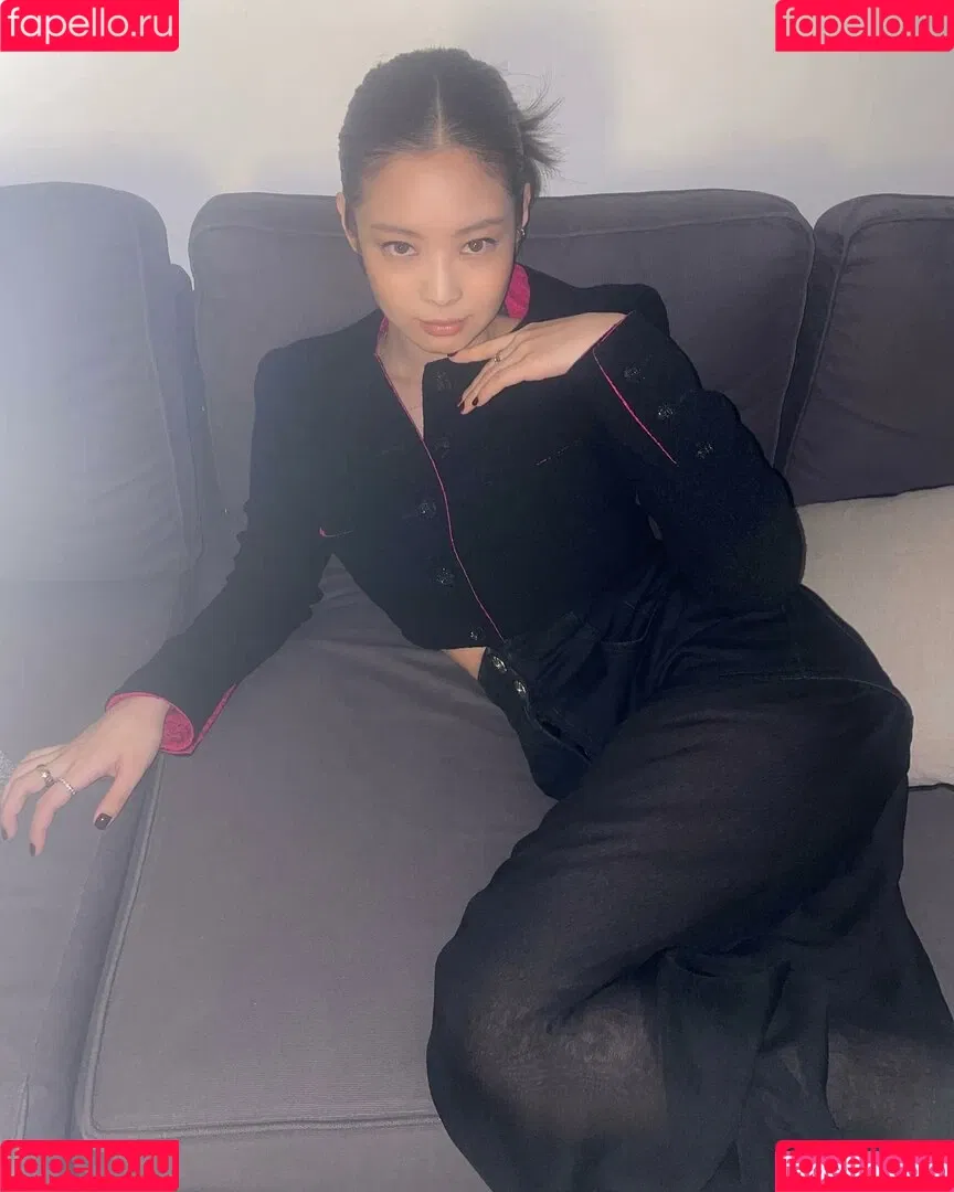 Jennie | BLΛƆKPIИK Onlyfans Photo Gallery 