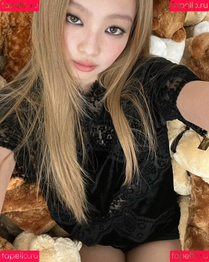 Jennie | BLΛƆKPIИK Onlyfans Photo Gallery 