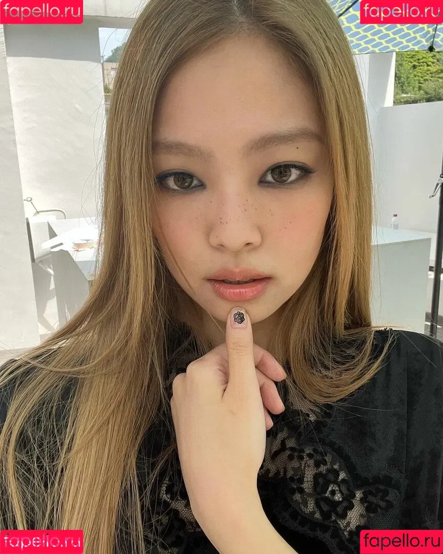 Jennie | BLΛƆKPIИK Onlyfans Photo Gallery 