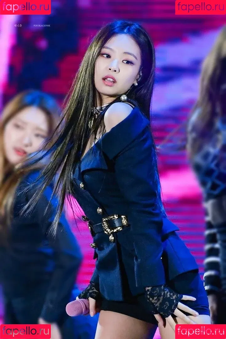 Jennie | BLΛƆKPIИK Onlyfans Photo Gallery 