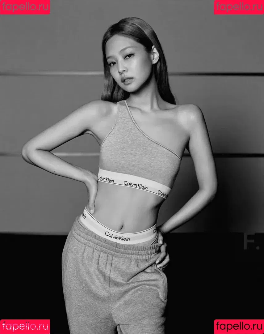 Jennie | BLΛƆKPIИK Onlyfans Photo Gallery 