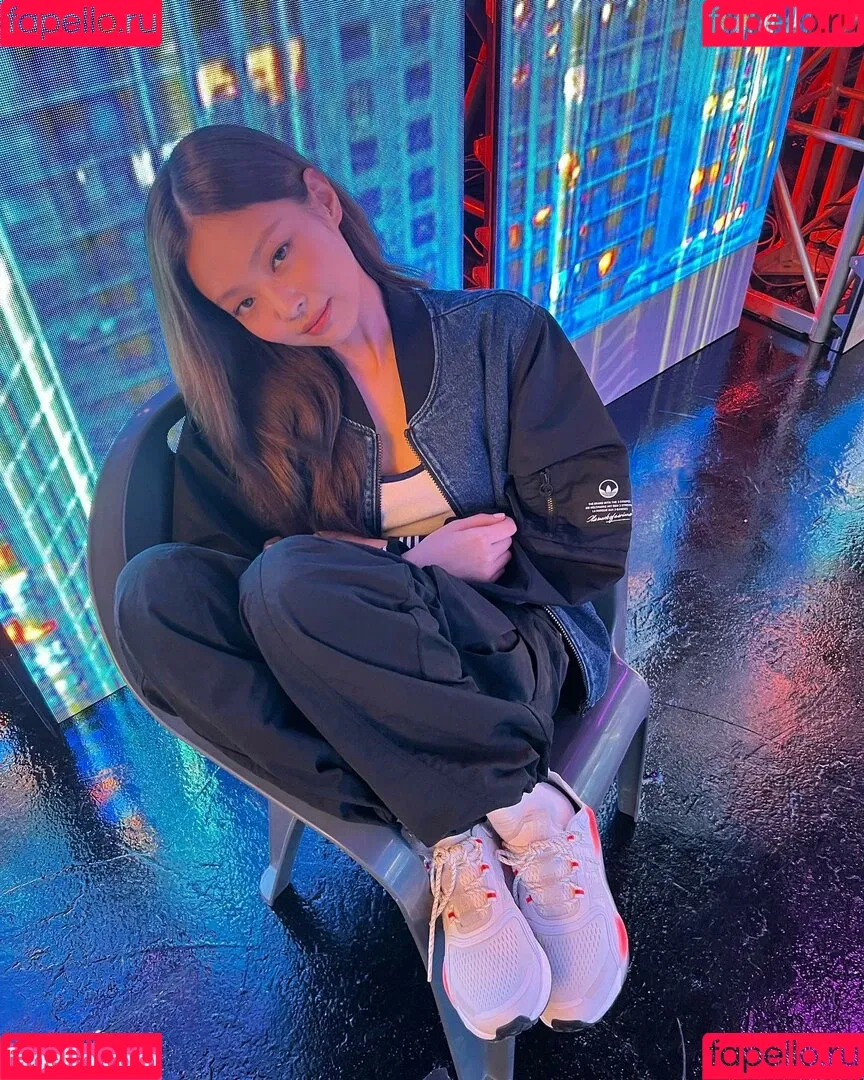 Jennie | BLΛƆKPIИK Onlyfans Photo Gallery 