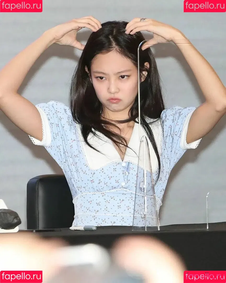 Jennie | BLΛƆKPIИK Onlyfans Photo Gallery 