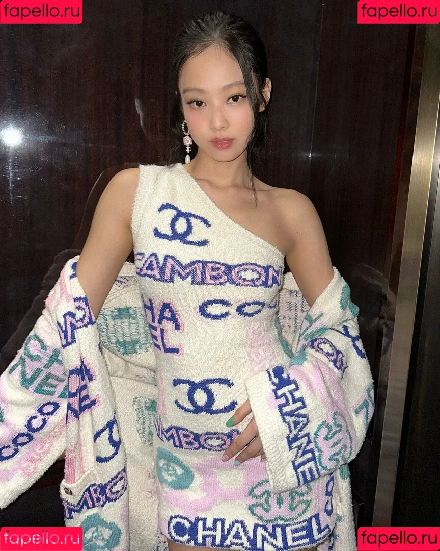 Jennie | BLΛƆKPIИK Onlyfans Photo Gallery 